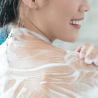 4 Incredibly Gentle Body Washes for Sensitive Skin