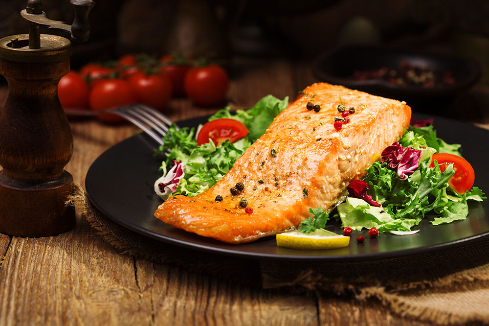 6 Human Foods That Are Safe for Cats